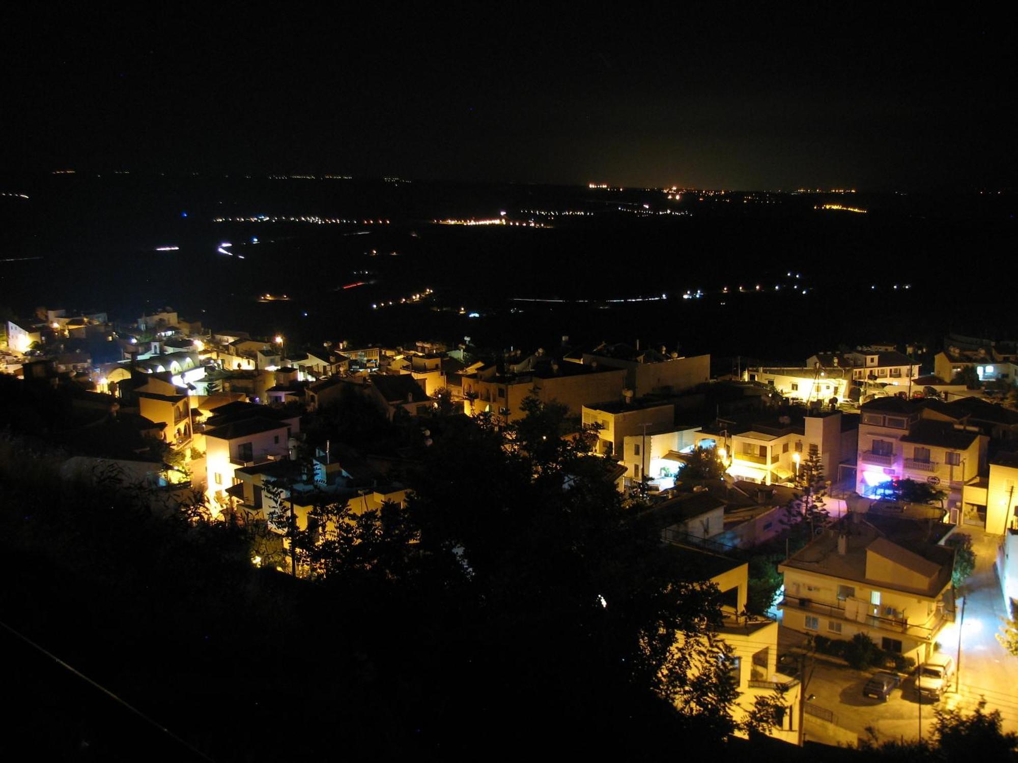 Hill View Hotel Apartments Писури Екстериор снимка